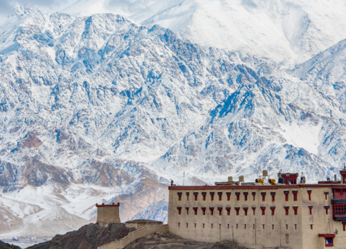 ULTIMATE ROAD TRIP KASHMIR & LADAKH - 09 NIGHTS 10 DAYS